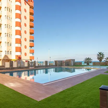 Pet Friendly Apartment 라망가델마르메노